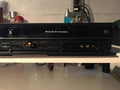 LG RCT689H Reproductor Grabador DVD VHS HDMI USB RCA 1080p Sistema Multimedia Hogar Cine Digital Estéreo Negro - LG RCT689H DVD VHS Grabador 1080p HDMI USB - Sistema de Reproducción y Grabación Multiformato