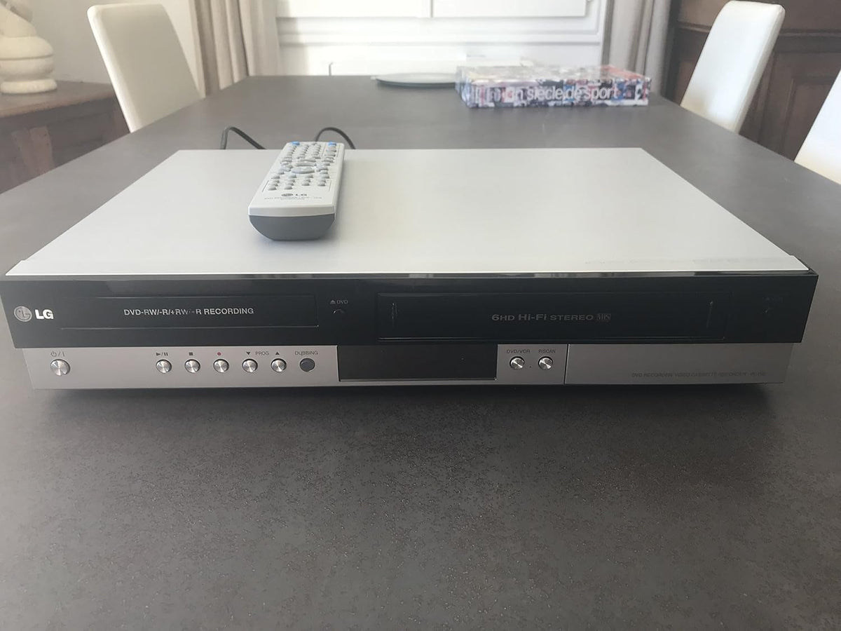 LG RC185 Multi DVD VCR BluRay Grabador HDMI USB Dolby Digital DTS 5.1 Sistema Cine Hogar Digital - LG RC185 Multi DVD VCR BluRay Grabador - Sistema Multimedia de Alta Definición para Cine en Casa